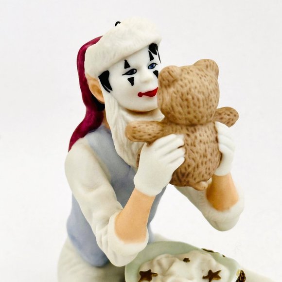 Limited Edition 1987 Hallmark Porcelain Ornament Hand Painted - Picture 3 of 11